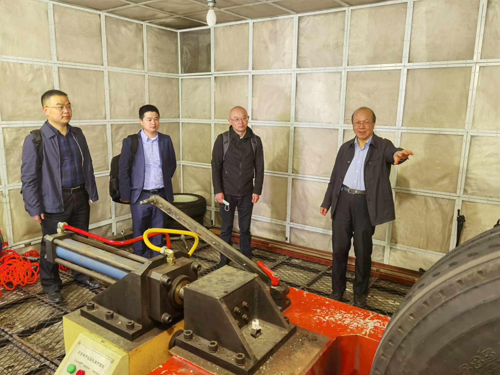 Prinx Chengshan Joined Hands with Tongji University to Carry Out Industry University Research Exchange